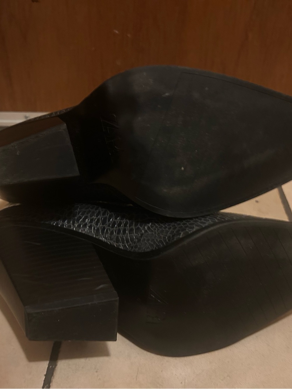 Zara dark blue croc embossed leather boots W11